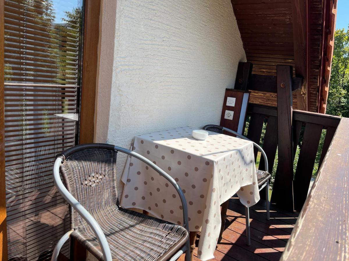 Guesthouse Hodak Selište Drežničko Exterior foto
